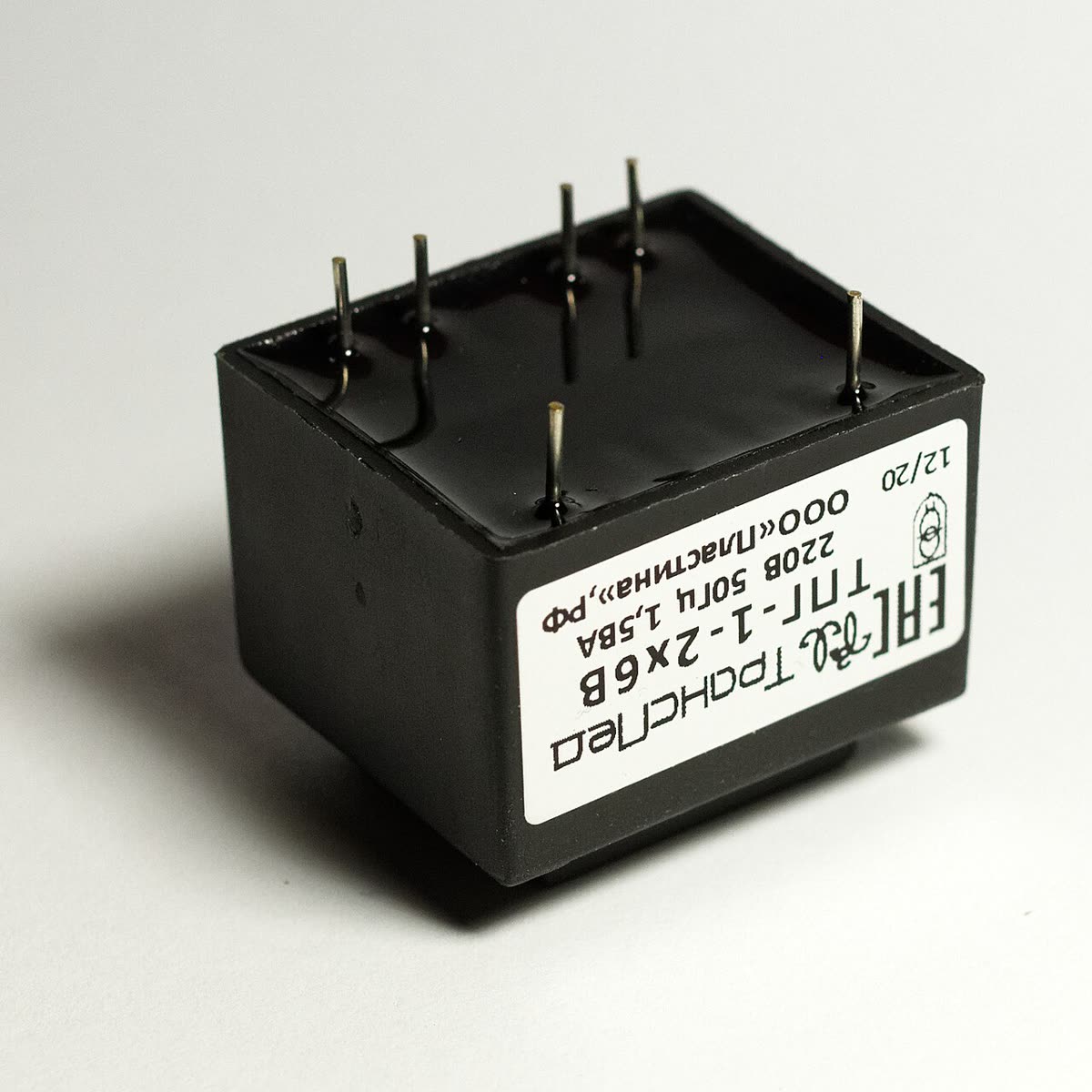 Small laminated-core transformers for low-voltage control circuits